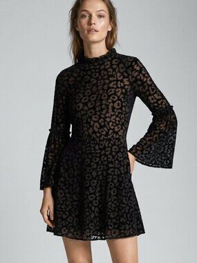 DESIGN LAB Velvet Burnout Dress